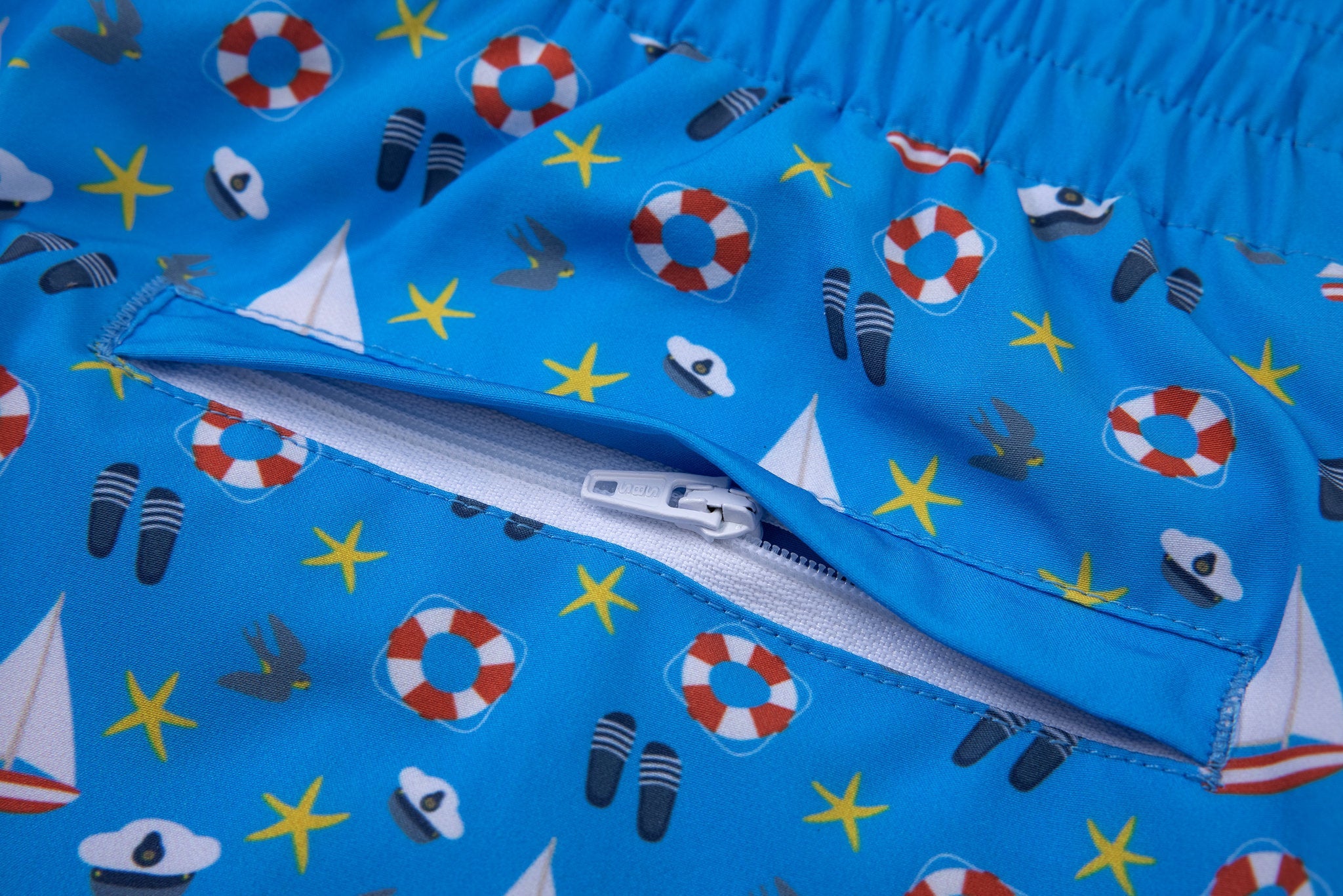 Nautical Swim Shorts -Blue × Towel Hoodie-Beige — Combo Look