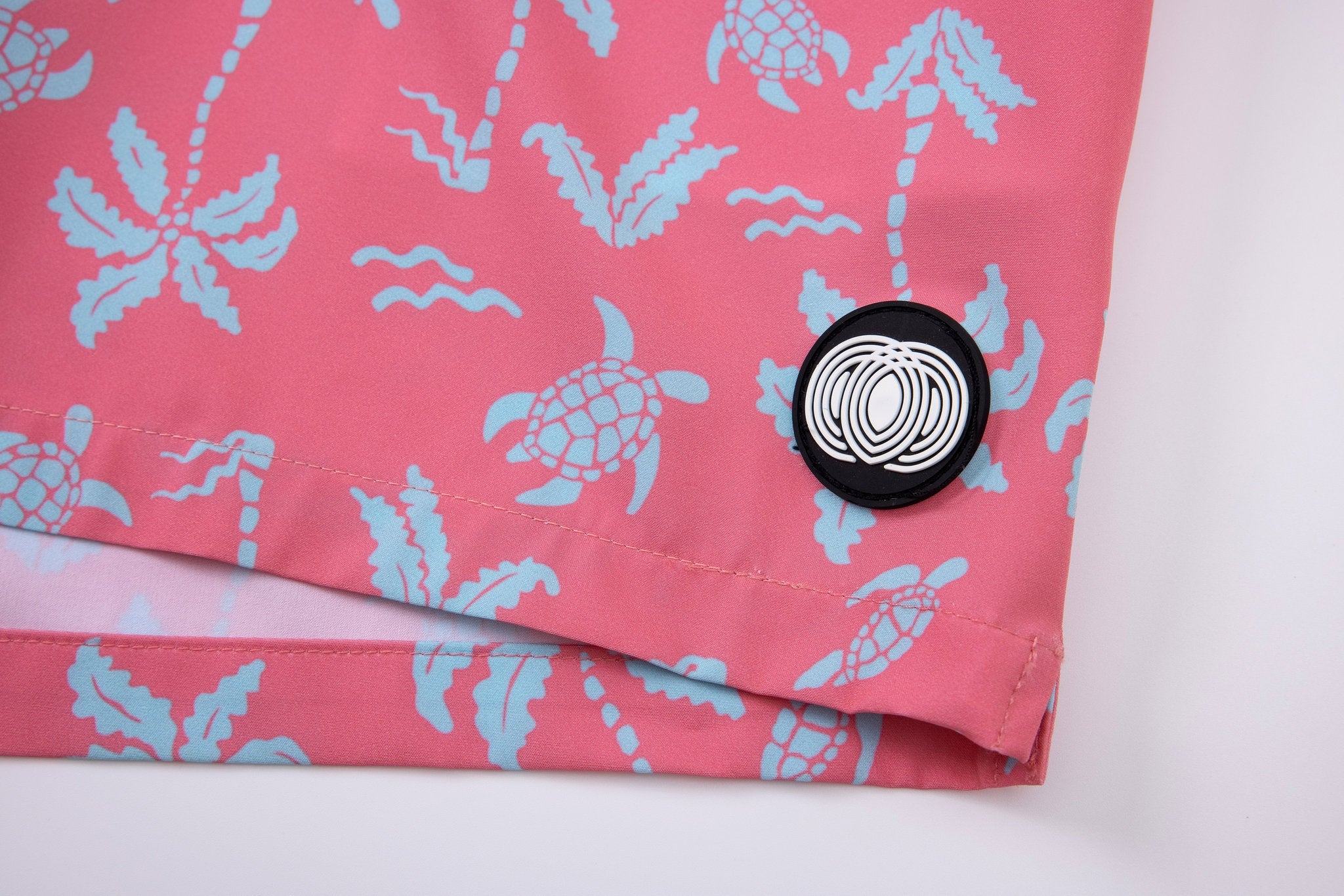 Aqua Palms Swim Shorts -Blue/Pink × Towel Polo-White — Combo Look