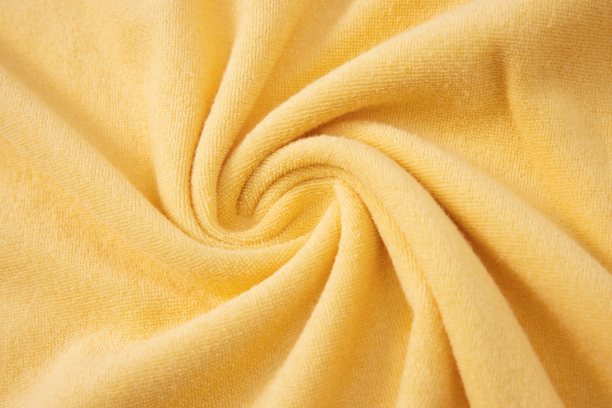 Towel Polo-Yellow × Linen Pants-Beige — Combo Look