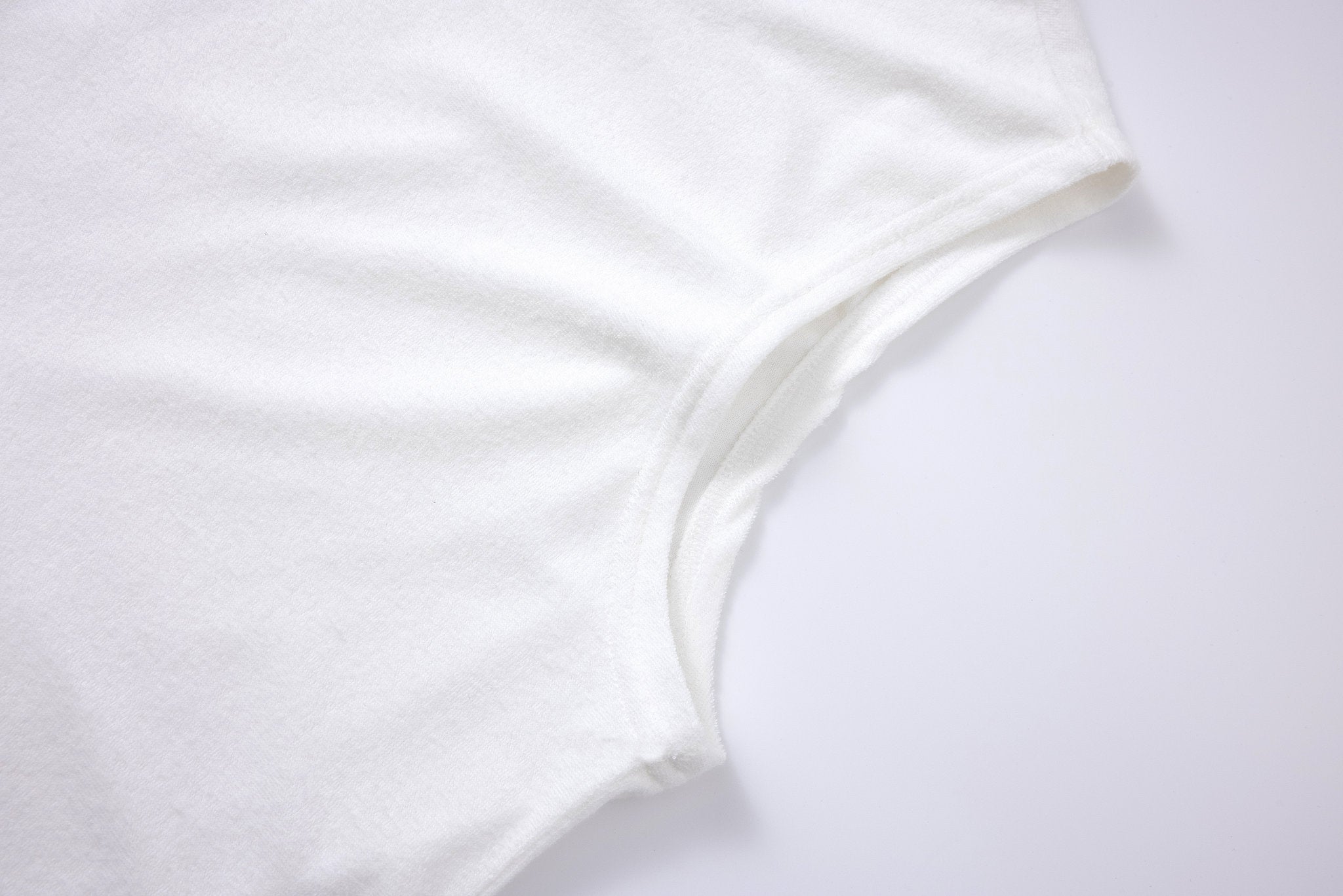 Towel Hoodie-White × Linen Pants-Beige — Combo Look